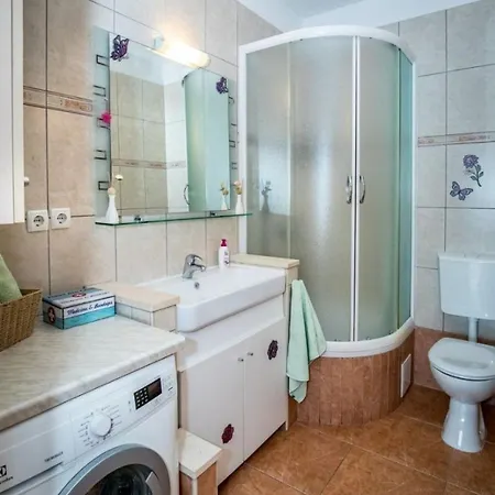 Damir Apartament Tučepi